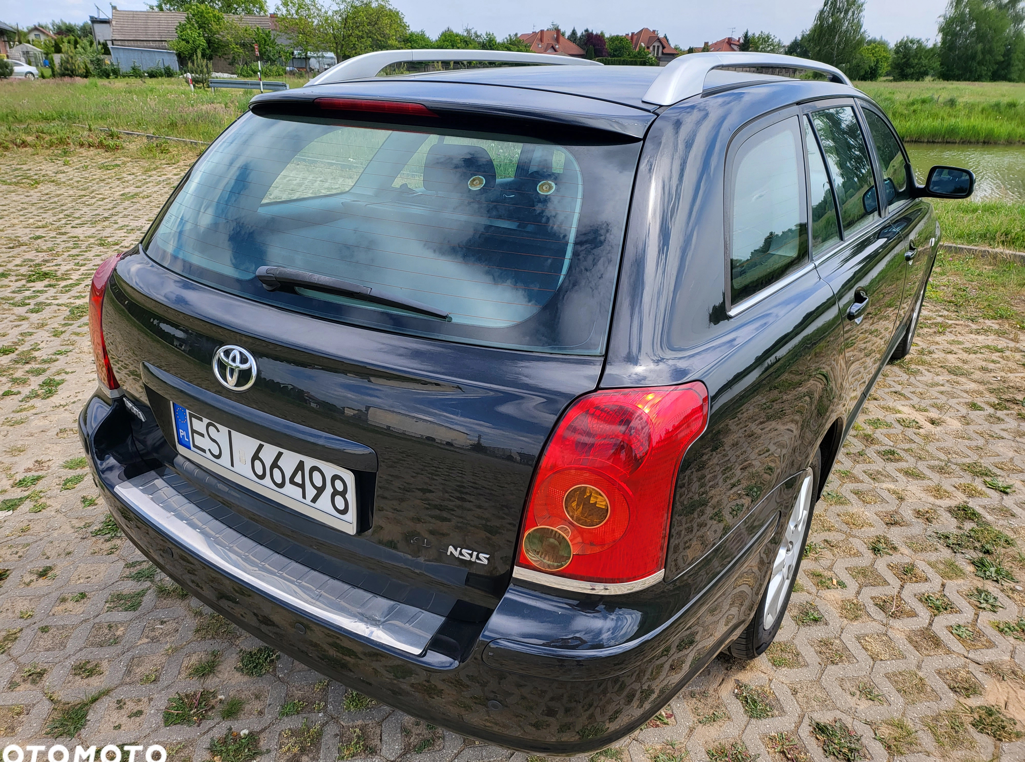 Toyota Avensis cena 11909 przebieg: 289000, rok produkcji 2004 z Sieradz małe 436